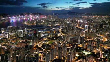Hong Kong - 17 Eylül 2024: Night Kowloon Cityscape Skyline View, HK