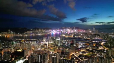 Hong Kong - 17 Eylül 2024: Night Kowloon Cityscape Skyline View, HK