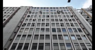 Hong Kong - 15 Eylül 2024: San Po Kong Sanayi ve Ticaret Bölgesi 