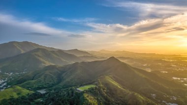 Kuzey Yeni Bölgelerde bir köy,