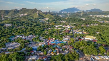 18 Eylül 2024 Kuzey Yeni Bölgelerde bir köy,