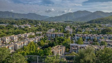 Zarif Geleneksel Valai Mücevherleri Ebedi Güzellikle Parıldıyor