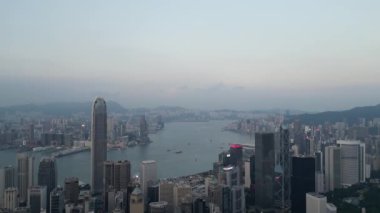 Hong Kong - 26 Eylül 2024: Merkezi ve Batı Bölgesi Majestic Skyline, HK 