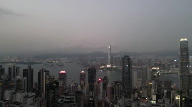 Hong Kong - 26 Eylül 2024: Merkezi ve Batı Bölgesi Majestic Skyline, HK 