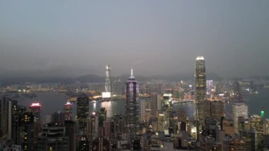 Hong Kong - 26 Eylül 2024: Merkezi ve Batı Bölgesi Majestic Skyline, HK 