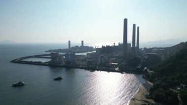 Lamma Rüzgâr Santrali, Hong Kong 'da Yenilenebilir Enerji Kullanımı. 12 Ekim 2024