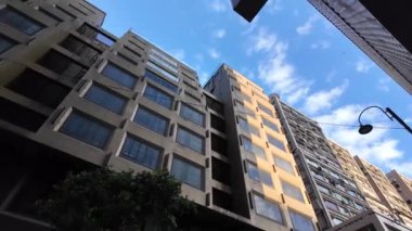 Hong Kong 'daki Tsim Sha Tsui' deki Iconic Binaları. 6 Ekim 2024
