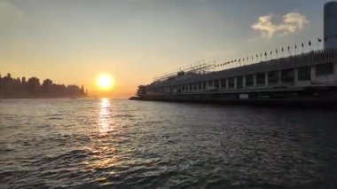 Okyanus Terminali, Hong Kong 'da Premier Alışveriş ve Cruise Hub. 10 Ekim 2024