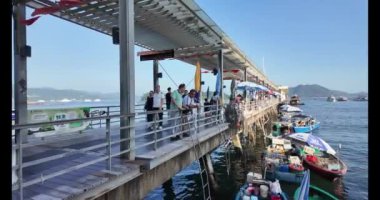 Hong Kong Adası Maceraları Sai Kung İskelesi, Hong Kong, 19 Ekim 2024