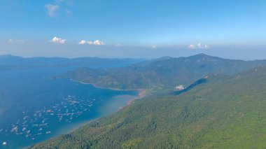 Hong Kong 'daki Huzur Sahil Mücevheri, Kei Ling.