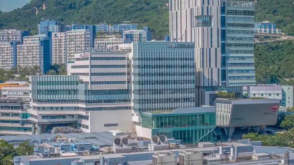 Hong Kong Şehir Üniversitesi 'nde bir kampüs.