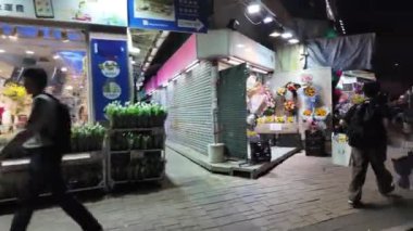 Hong Kong 'daki canlı Mong Kok Çiçek Pazarı, 7 Kasım 2024 