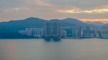 4 Ocak 2024 Şehir silueti ve liman manzarası,