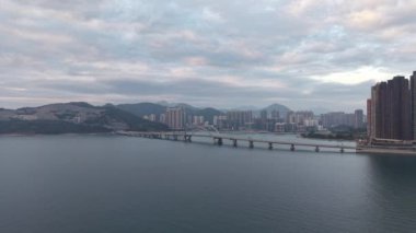 Cross Bay bağlantı noktası, Hong Kong şehrinden Tseung Kwan O, 5 Ocak 2025 