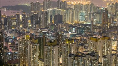 Vibrant Modern Metropolis 19 Aralık 204 'ün Aydınlatılmış Şehir Skyline' ı