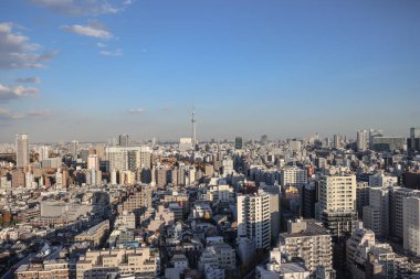 6 Aralık 2024 şehir manzarası çok sayıda bina ve modern