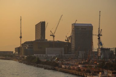 19 Ocak 2025 Hong Kong Çin Limanı İkonik Liman Denizcilik Ticaret Merkezi