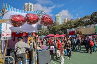 Hong Kong Victoria Park Ay Yeni Yıl Fuarı Kutlaması 25 Ocak 2025