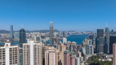 28 Ocak 2025 'te Hong Kong' un ikonik siluetinin çarpıcı panoramik görüntüsü