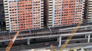 Hong Kong 'da Kwun Tong Metro Şehir Geçidi, 31 Ocak 2025 