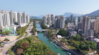 Tai Po Vibrant Şehir ve Doğal Manzara Hong Kong, 30 Ocak 2025 