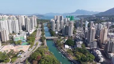 Tai Po Vibrant Şehir ve Doğal Manzara Hong Kong, 30 Ocak 2025 