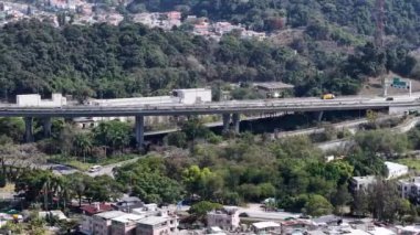 Lam Kam Köprüsü Manzarası Hong Kong, 30 Ocak 2025 