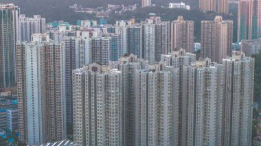 9 Şubat 2025 Yüksek yoğunluklu bir yerleşim kompleksinin panoramik görüntüsü