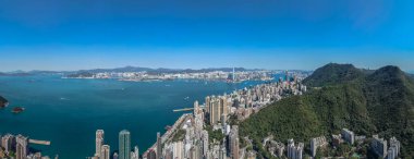 9 Şubat 2021 'de Hong Kong' un gökdelenlerinin görüntüsü