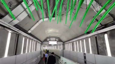 Kishibojimmae İstasyonu Tokyo Yerel Tren Transit View, 6 Aralık 2024 