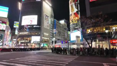 Shibuya Tokyo Iconic Alışveriş ve Eğlence Bölgesi, 8 Aralık 2024 