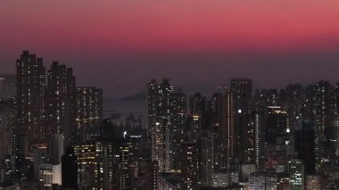 Kowloon Hong Kong Vibrant Şehir Şehri Manzarası, 17 Şubat 2025 