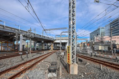 8 Aralık 2024 tren yolu geçişi, üst raylar, banliyö yolları