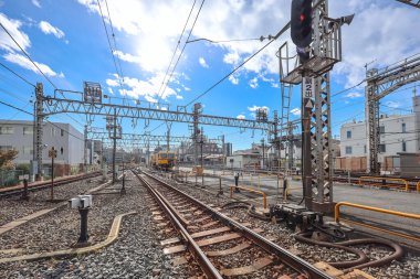 8 Aralık 2024 tren yolu geçişi, üst raylar, banliyö yolları