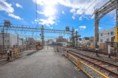 8 Aralık 2024 tren yolu geçişi, üst raylar, banliyö yolları