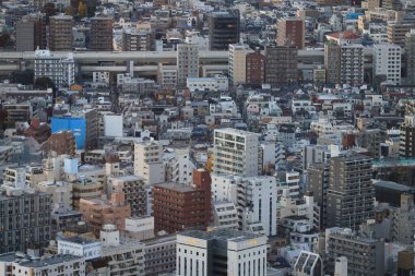 6 Aralık 2024 Nüfusun yoğun olduğu bir yerleşim bölgesi