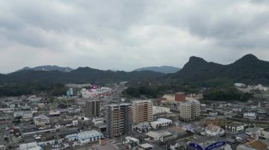 Takeo Onsen İstasyonu Japonya Sahne Ulaşım Merkezi Görünümü, 26 Mart 2025 