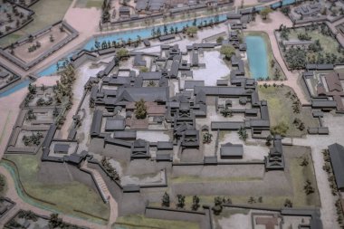 24 Mart 2025 Geleneksel bir Japon kalesini gösteren detaylı bir model.