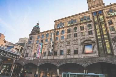 23 Mart 2025 Zarif cephe, zamansız mimari sergileniyor, Japonya