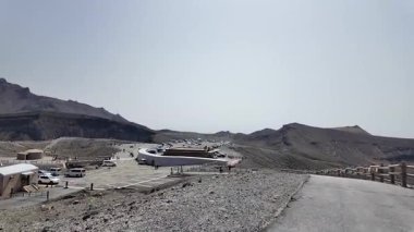 Nakadake Krateri Yolu 'nda Manzaralı Yürüyüş, 29 Mart 2025