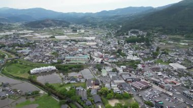 Yufuin köyünün havadan görünüşü, Oita ken Yufu şehri, 15 Mayıs 2024