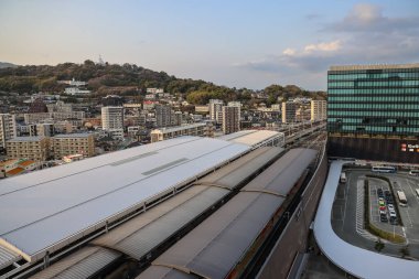 24 Mart 2025 Ulaşım sergilenen hareketli şehir alanı perspektifi