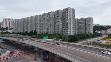 Hong Kong 'daki Kwun Tong Geçidi' nde, 11 Mayıs 2025 