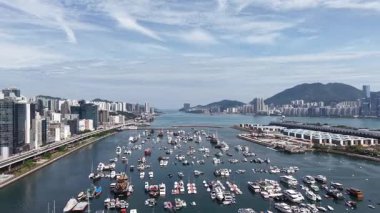 11 Mayıs 2025 'te Hong Kong' daki Kwun Tong Tayfun Sığınma Evi 'nde. 