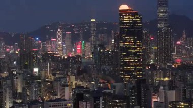 Yau Tsim Mong 'daki hayat dolu şehir hayatı, 22 Mayıs 2025 