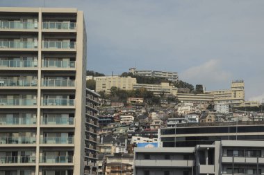 28 Mart 2025 Yüksek katlı apartmanlı modern şehir konutları