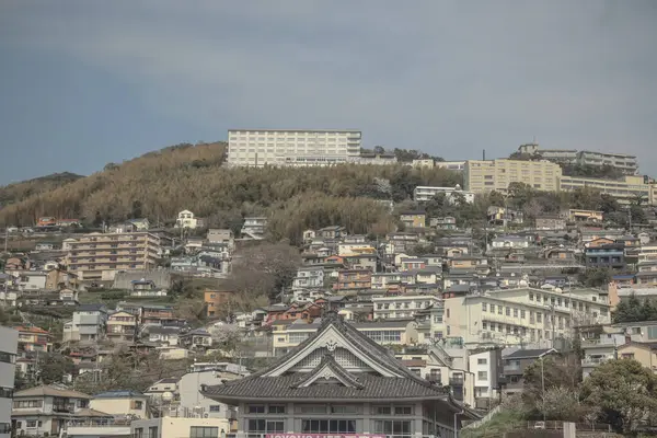 28 Mart 2025 Yüksek katlı apartmanlı modern şehir konutları