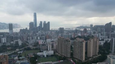 Yau Tsim Mong 'daki hayat dolu şehir hayatı, 1 Haziran 2025