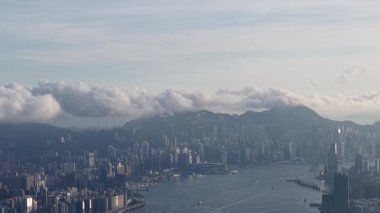 Victoria Limanı Panoramik Skyline Waterfront View Hong Kong, 10 Haziran 2025