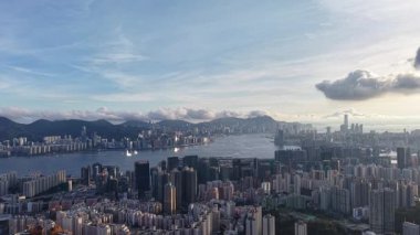 Victoria Limanı Panoramik Skyline Waterfront View Hong Kong, 10 Haziran 2025